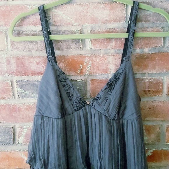 Elizabeth & James Evelyn Dress - Picture 3 of 6